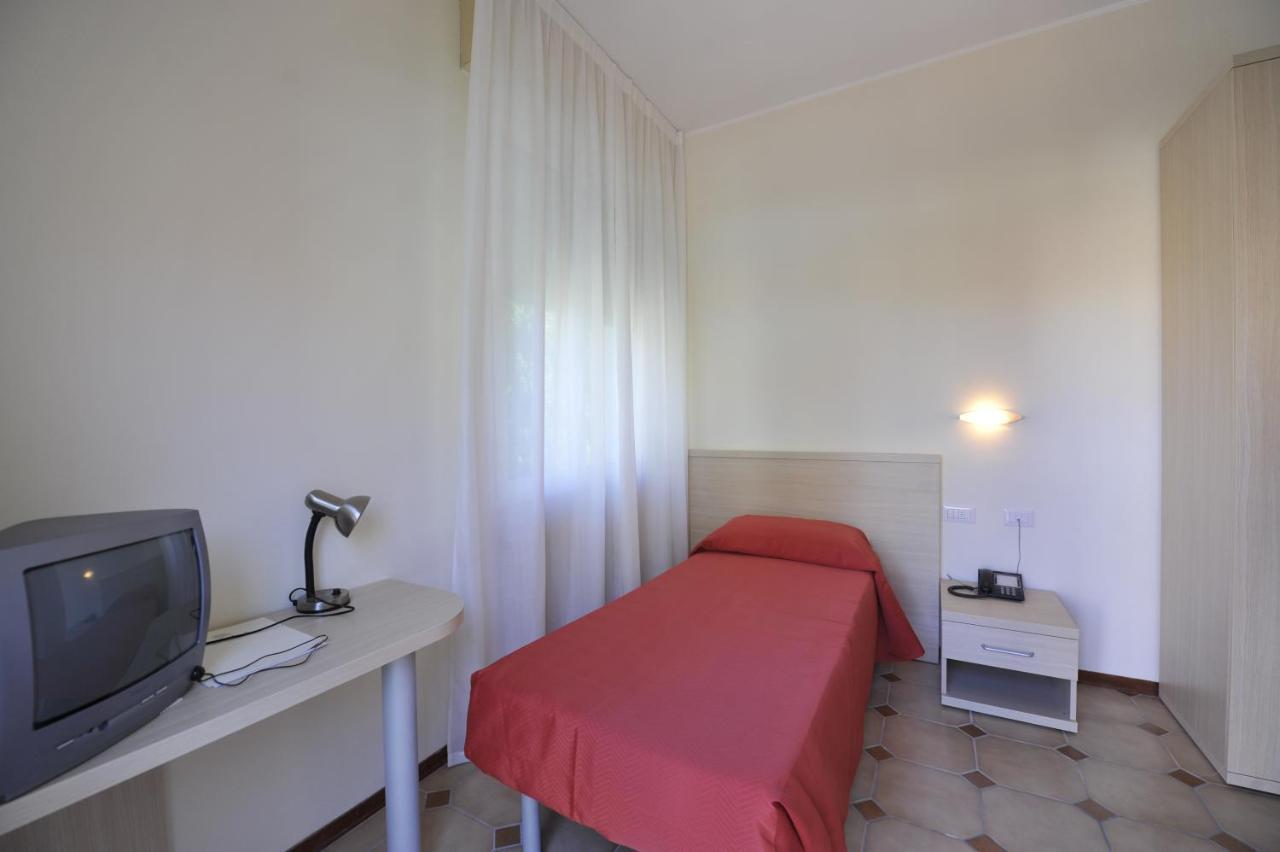 Hotel Villa San Giuseppe Сан-Бартоломео-аль-Маре Номер фото